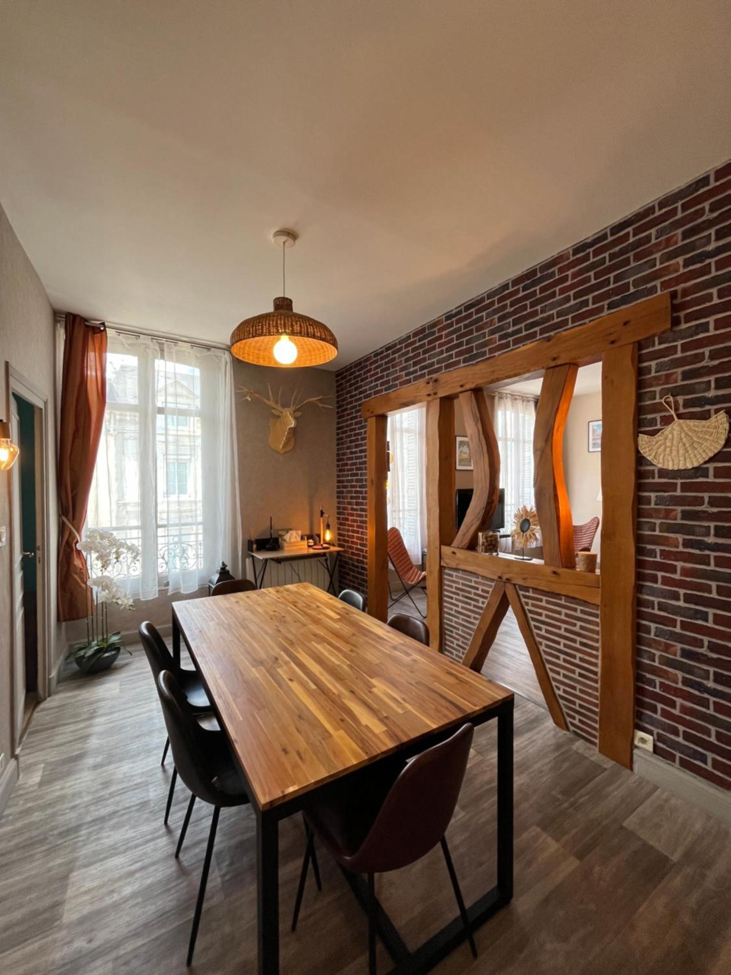 Cote Chateau - Grand Appartement Au Coeur De Blois Zewnętrze zdjęcie