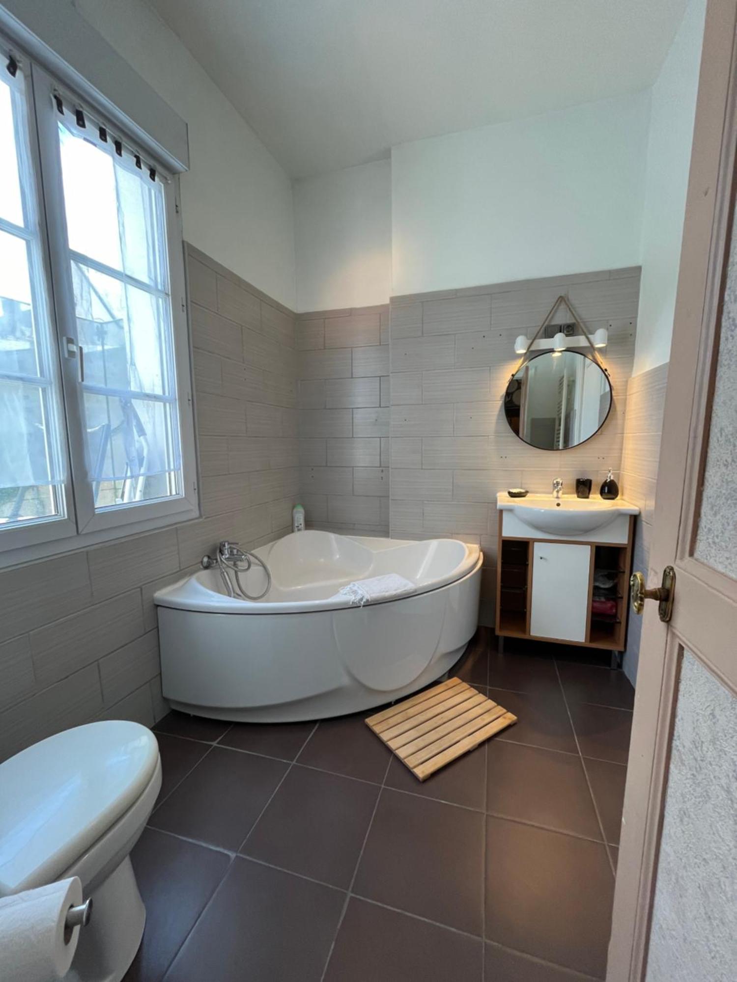 Cote Chateau - Grand Appartement Au Coeur De Blois Zewnętrze zdjęcie